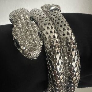 NWT EYECANDY LOS ANGELES Silver Bracelet adjustable